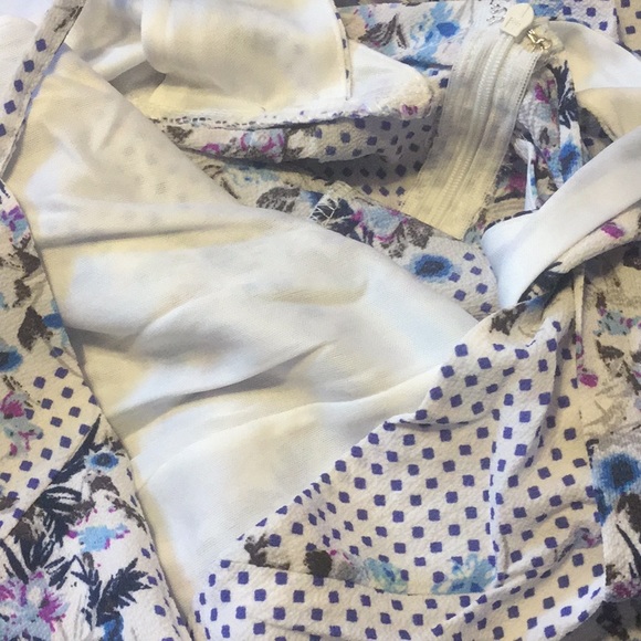 OFF WHITE FLORAL DETAILED SHORT MAXI ROMPER - Picture 6 of 8